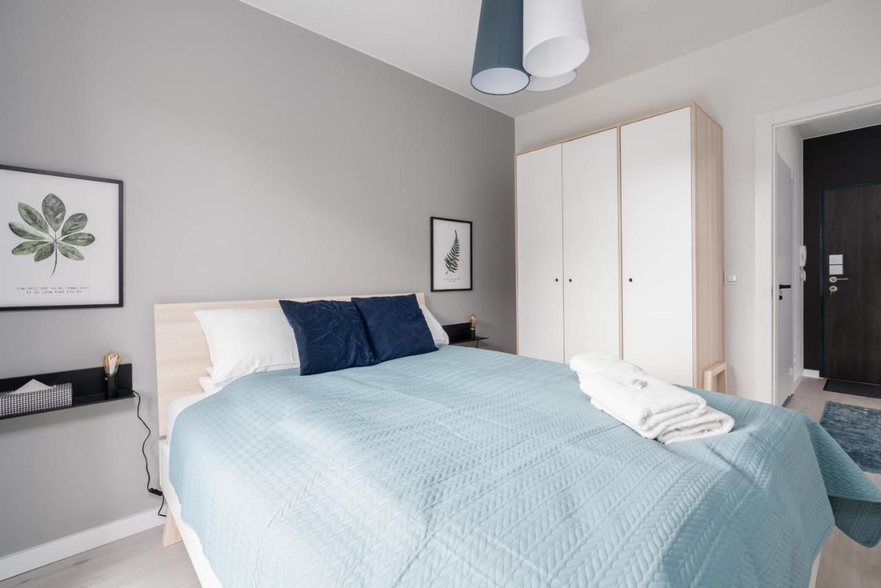 Stara Cegielnia Lake View Apartment By Renters Prestige Poznań Eksteriør billede