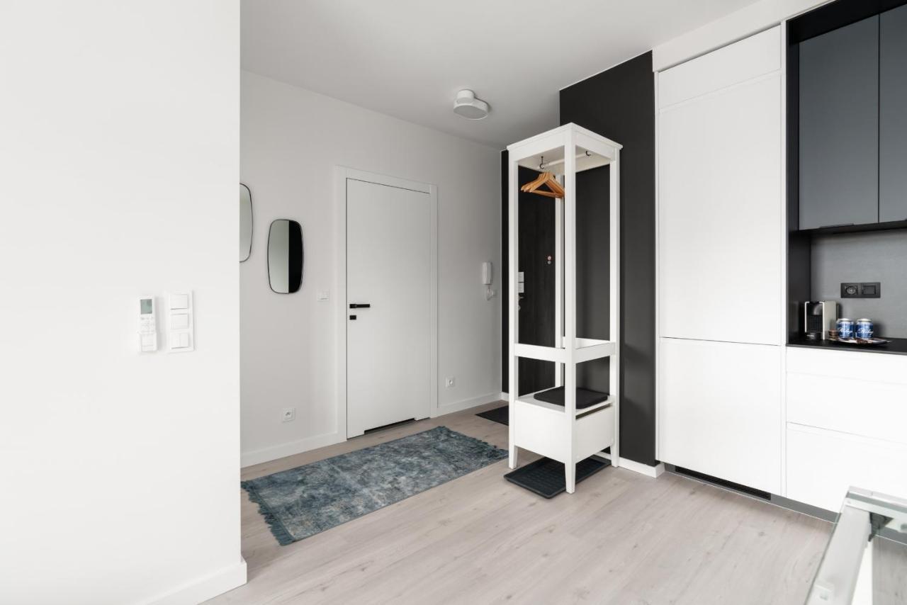 Stara Cegielnia Lake View Apartment By Renters Prestige Poznań Eksteriør billede