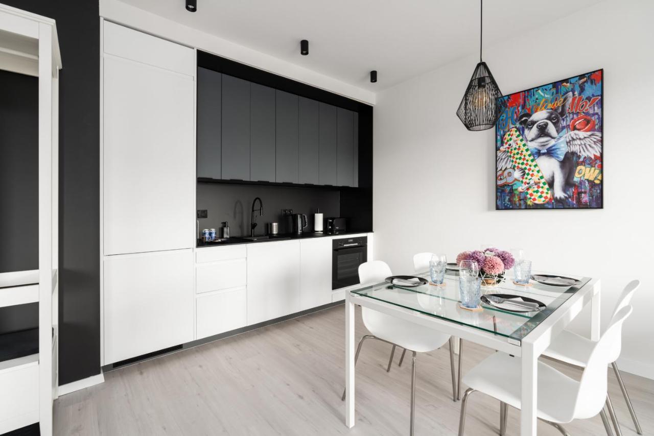 Stara Cegielnia Lake View Apartment By Renters Prestige Poznań Eksteriør billede