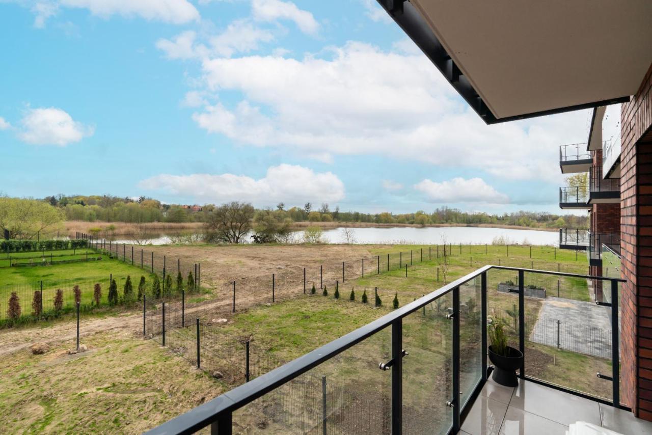 Stara Cegielnia Lake View Apartment By Renters Prestige Poznań Eksteriør billede